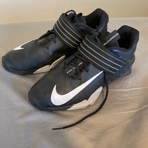 Lifting shoes in almost perfect condition size 11